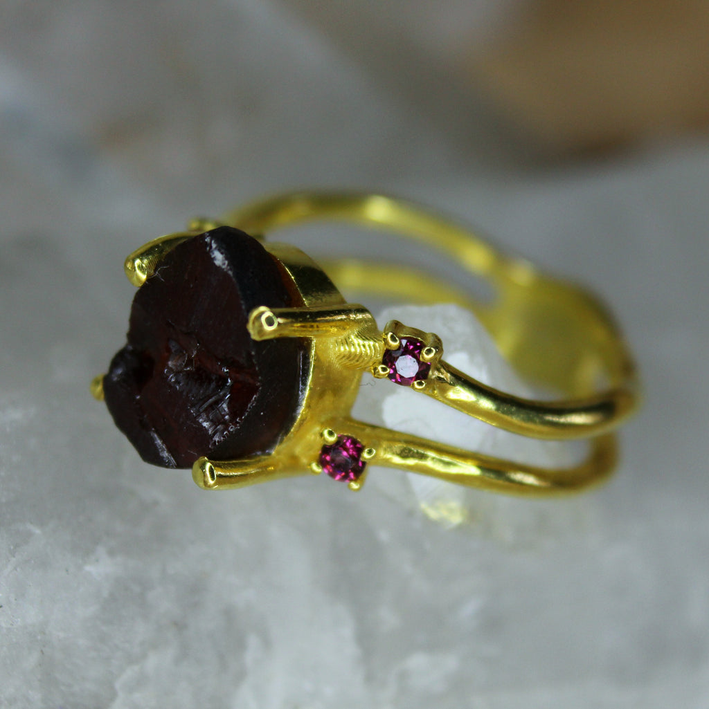 Ring Raw Passion – Granat & Rubin