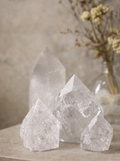 @naura.crystals