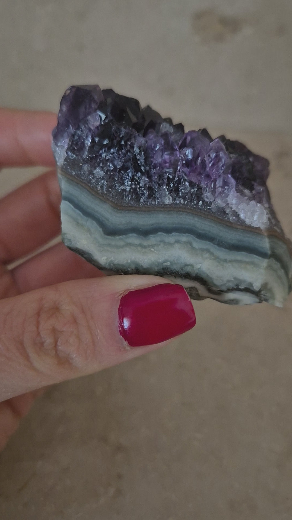 Amethyst-Drusenstück#1 – Extra Qualität mit tiefvioletten Kristallen